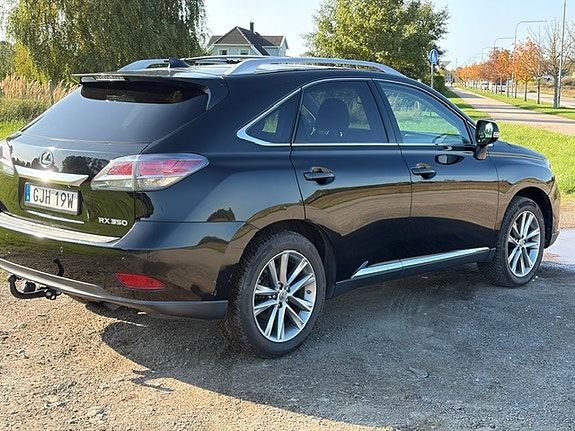 Lexus RX350 6 of 15