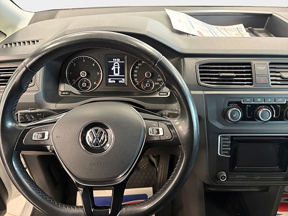 Volkswagen Caddy 10 of 15