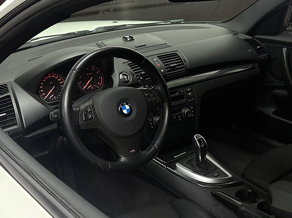 BMW 135i 2 of 19