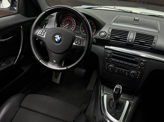 BMW 135i 9 of 19
