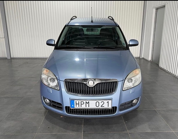 Skoda Roomster 3 of 4