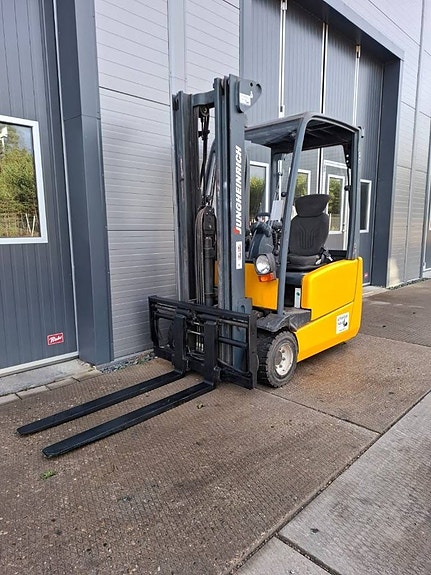 Jungheinrich EFG 218 K 4 of 7