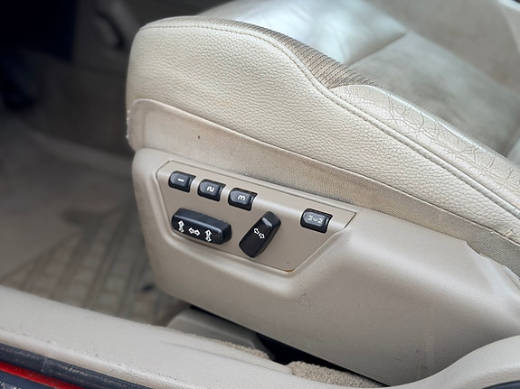 Volvo S60 24 of 29