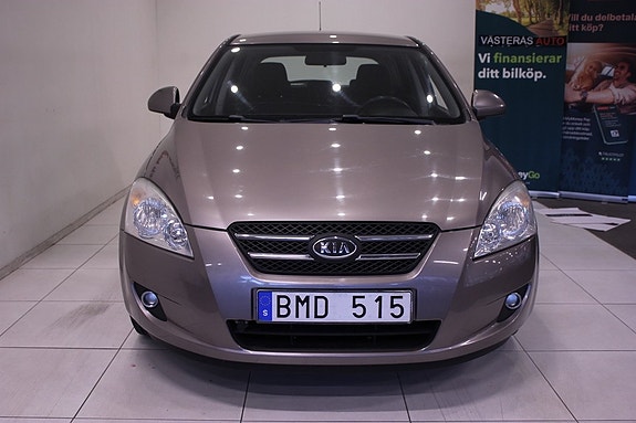Kia Ceed 8 of 23