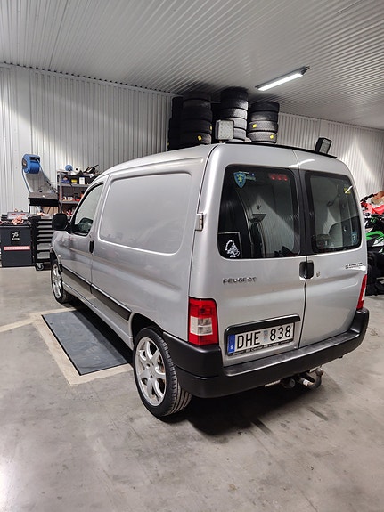Peugeot Partner 5 of 9