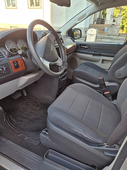 Chrysler Grand Voyager 5 of 7