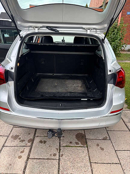 Opel Astra 9 of 11