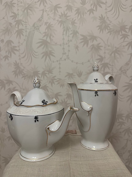 Product image 1 of 8
