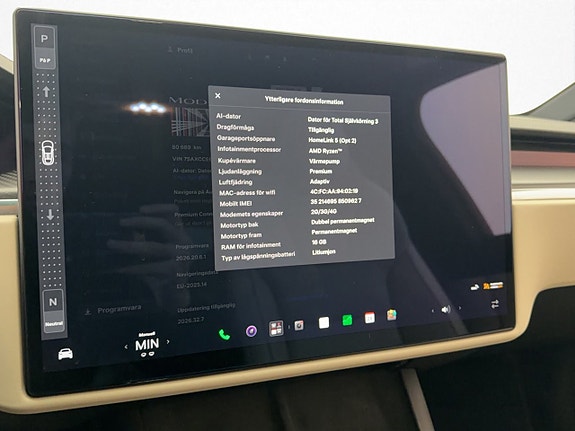 Tesla Model X 24 of 30
