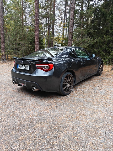 Subaru BRZ 3 of 7