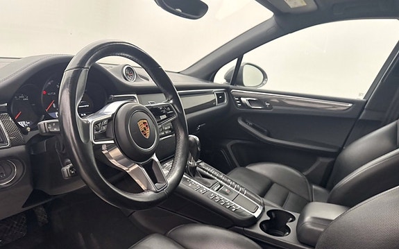 Porsche Macan GTS 10 of 10