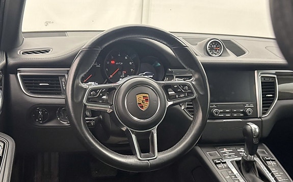 Porsche Macan GTS 8 of 10