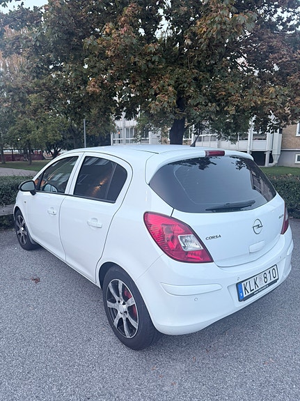Opel Corsa 4 of 5