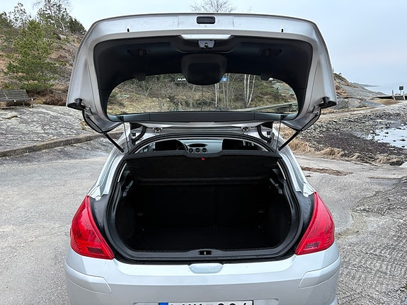 Peugeot 308 5 of 11