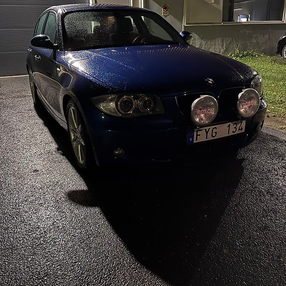 BMW 120d 2 of 11