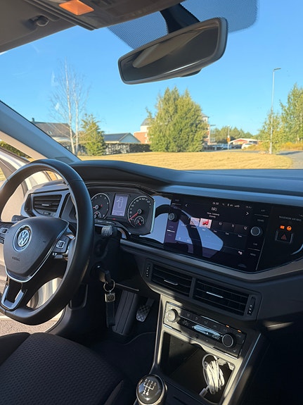 Volkswagen Polo 10 of 11