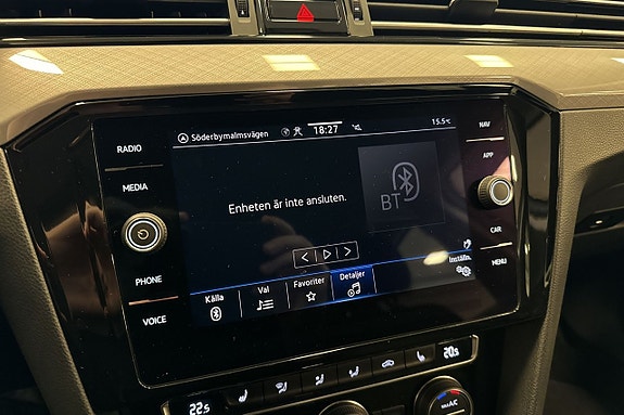 Volkswagen Passat 20 of 28