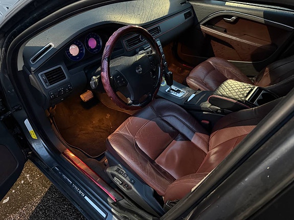 Volvo S80 5 of 6