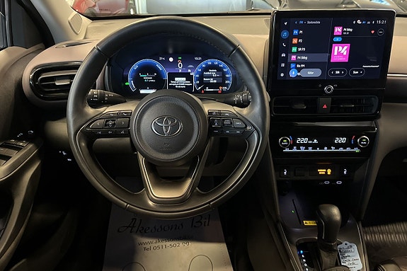 Toyota Yaris Cross 8 of 13