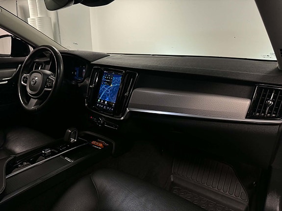 Volvo V90 17 of 22