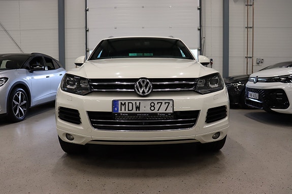 Volkswagen Touareg 2 of 20