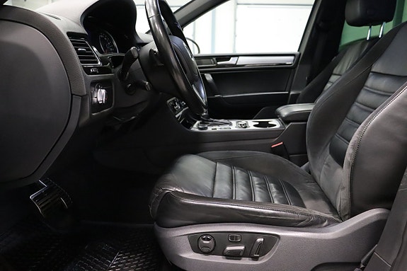 Volkswagen Touareg 7 of 20