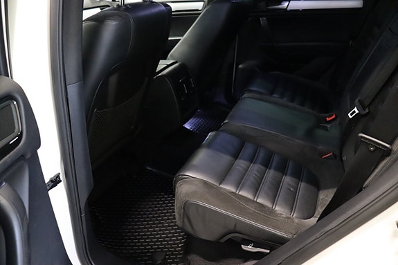 Volkswagen Touareg 8 of 20