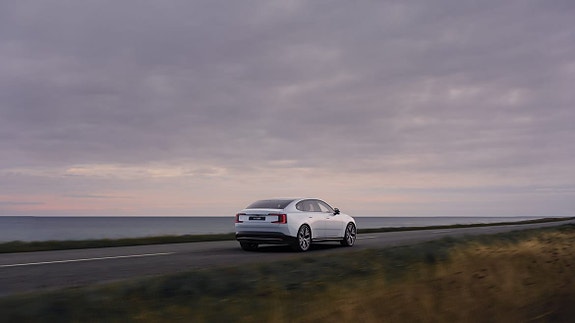 Volvo ES90 4 of 11