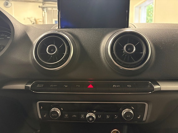 Audi A3 9 of 13