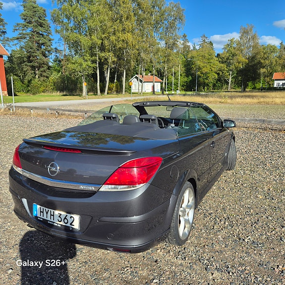 Opel Astra 10 of 13
