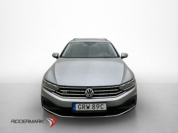 Volkswagen Passat 2 of 30