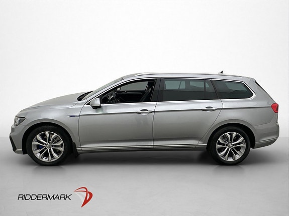 Volkswagen Passat 4 of 30