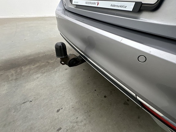 Volkswagen Passat 12 of 30