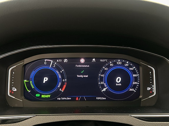 Volkswagen Passat 20 of 30