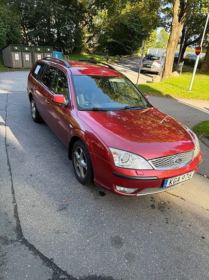 Ford Mondeo 2 of 6