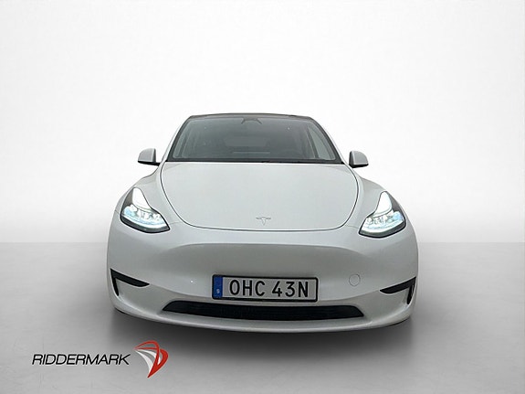 Tesla Model Y 3 of 30