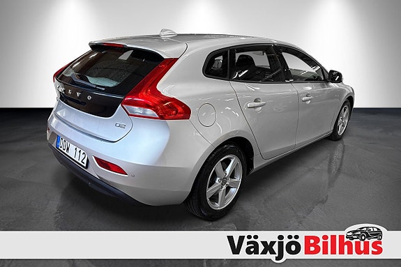 Volvo V40 3 of 14