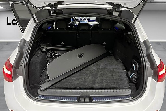 Mercedes-Benz C300 e 14 of 14