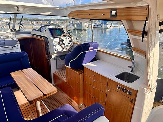 Nimbus 31 Nova S HT - Volvo Penta D4-300 4 of 12