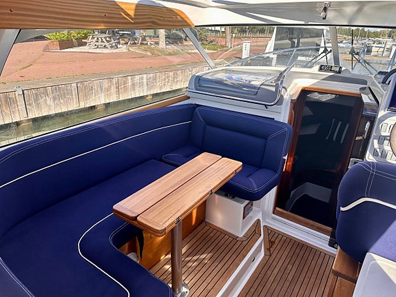 Nimbus 31 Nova S HT - Volvo Penta D4-300 5 of 12