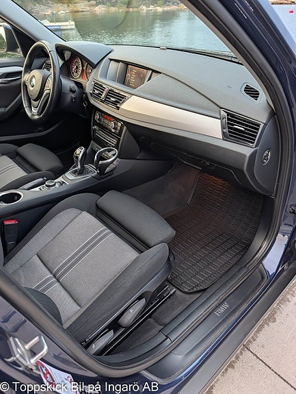 BMW X1 9 of 26