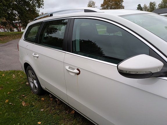 Volkswagen Passat 3 of 6