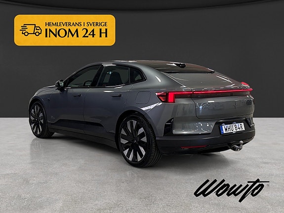 Polestar 4 6 of 22