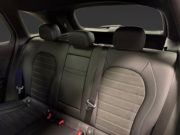Mercedes-Benz GLC300 d 10 of 18