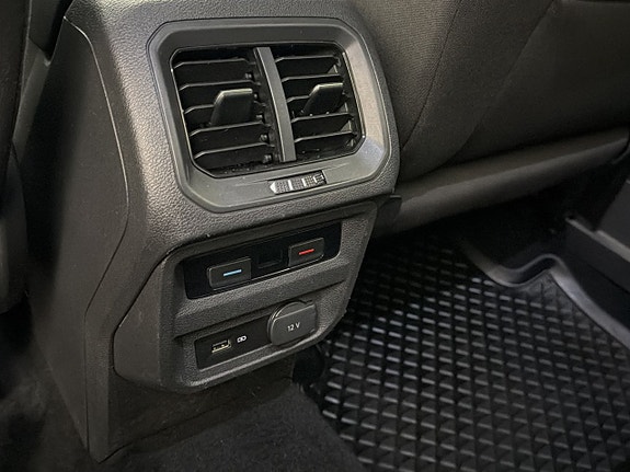 Volkswagen Tiguan Allspace 26 of 30