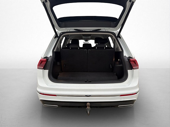 Volkswagen Tiguan Allspace 10 of 30