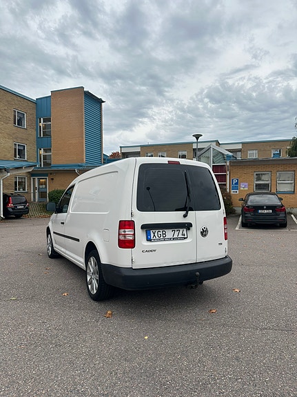 Volkswagen Caddy Maxi 4 of 12