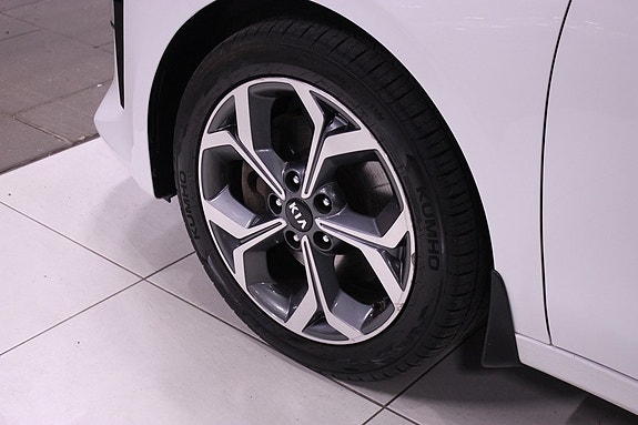 Kia Ceed 26 of 26