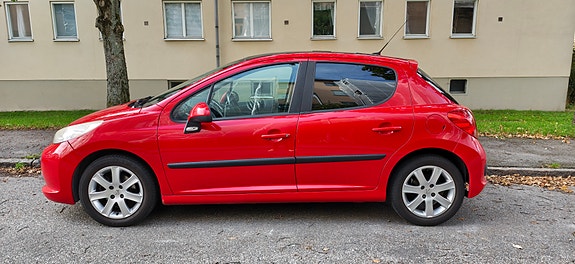 Peugeot 207 6 of 12