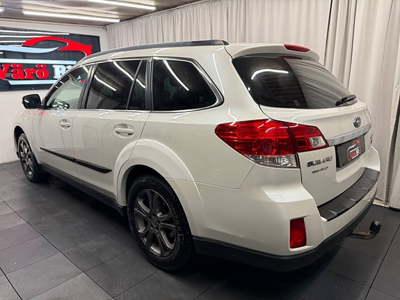 Subaru Outback 4 of 25